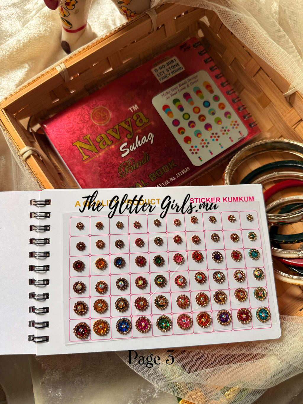 Navya bindi book (D NO 30B1 LCT FANCY ROUND)