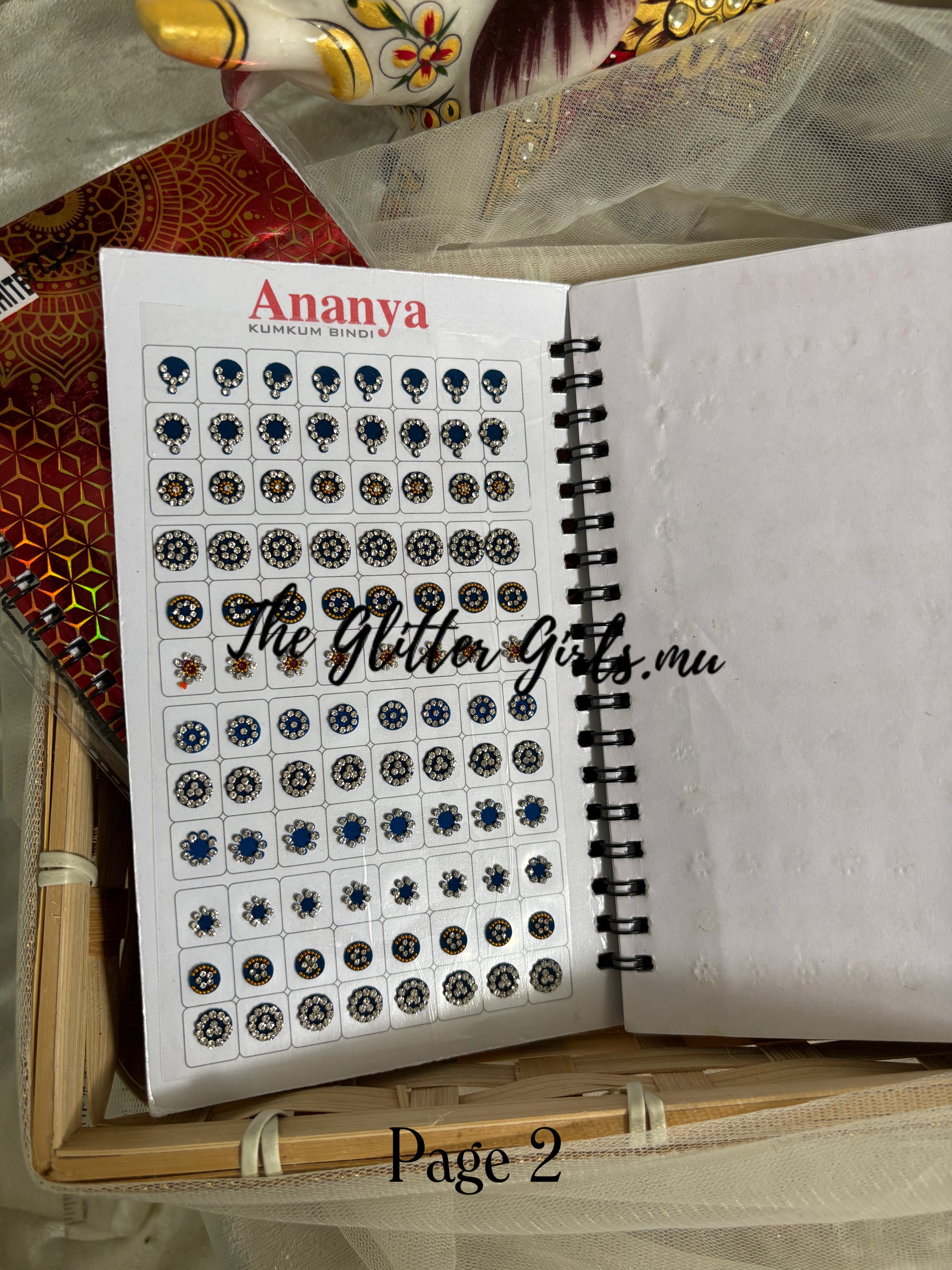 Annaya (with white stone)