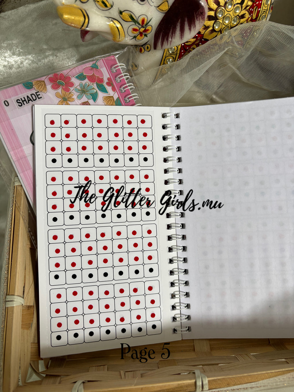 Vidhi plain bindi(shade)