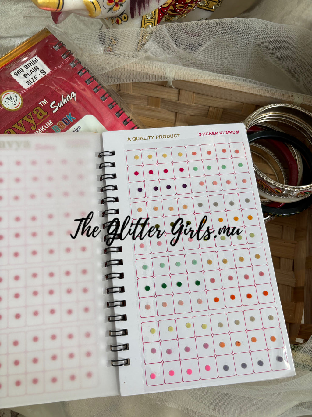 Navya (960 bindi plain-size 9)