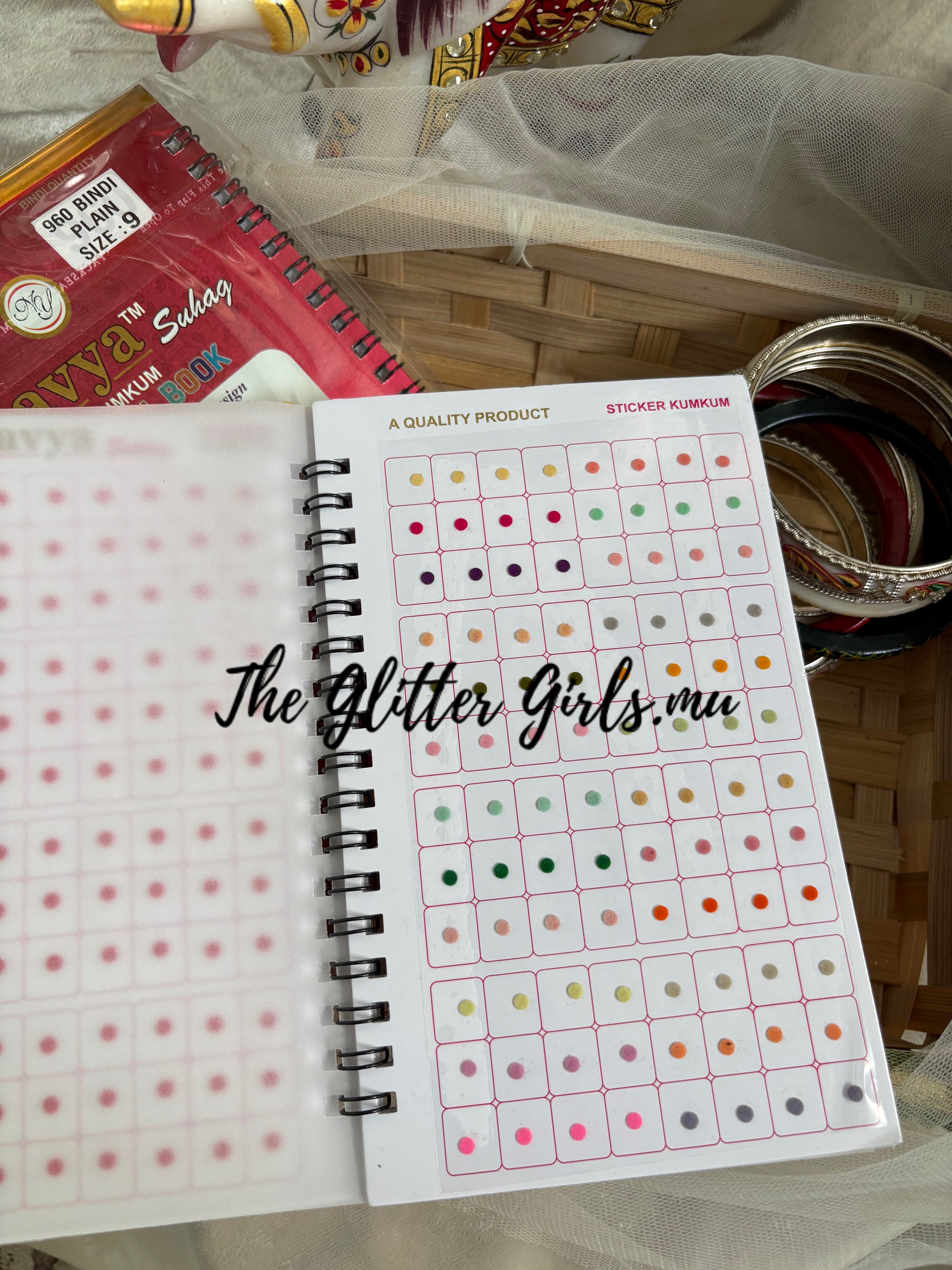 Navya (960 bindi plain-size 9)