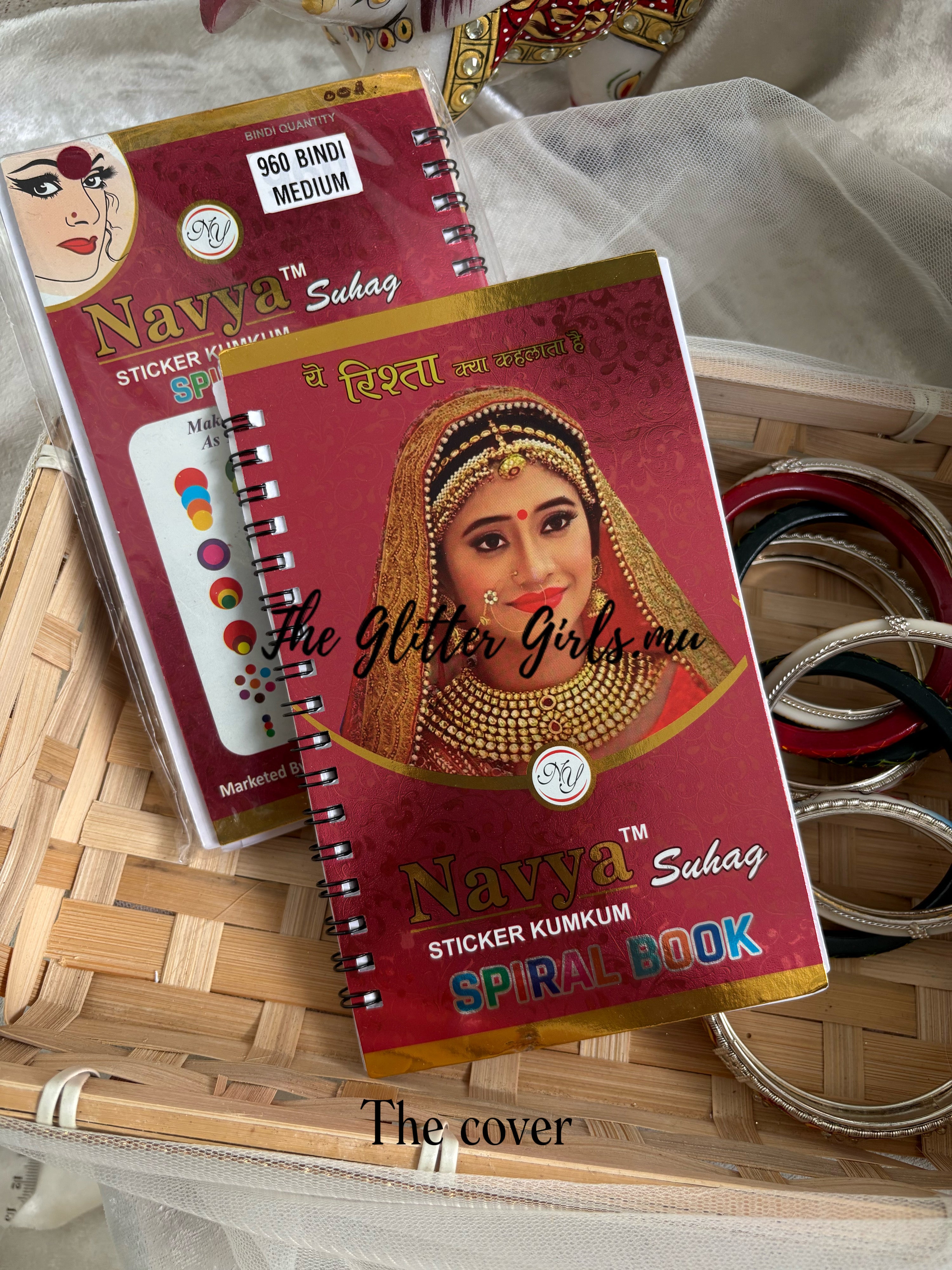 Navya (960 plain bindi medium)