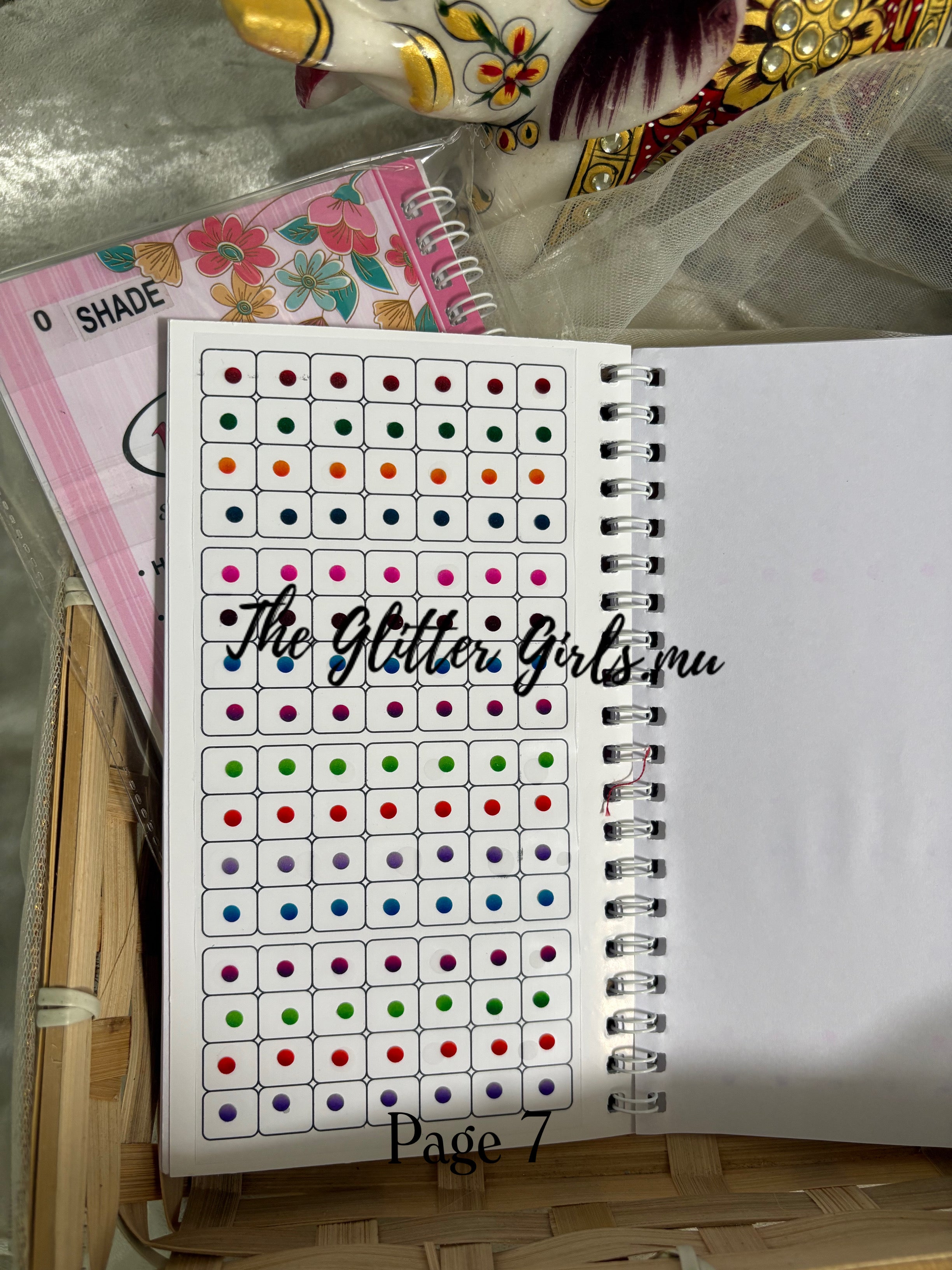 Vidhi plain bindi(shade)