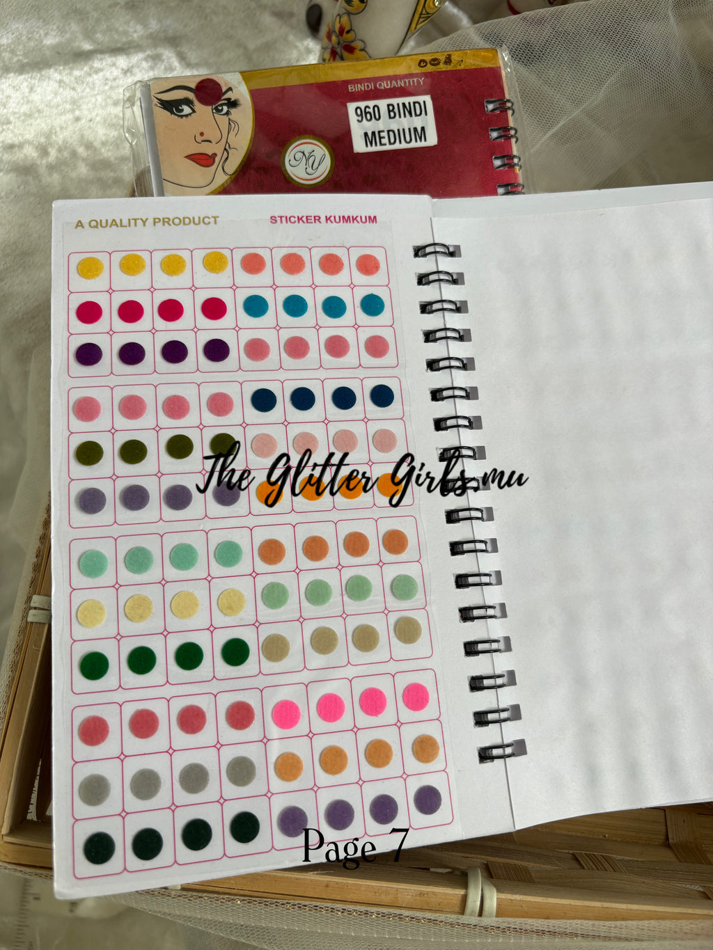 Navya (960 plain bindi medium)