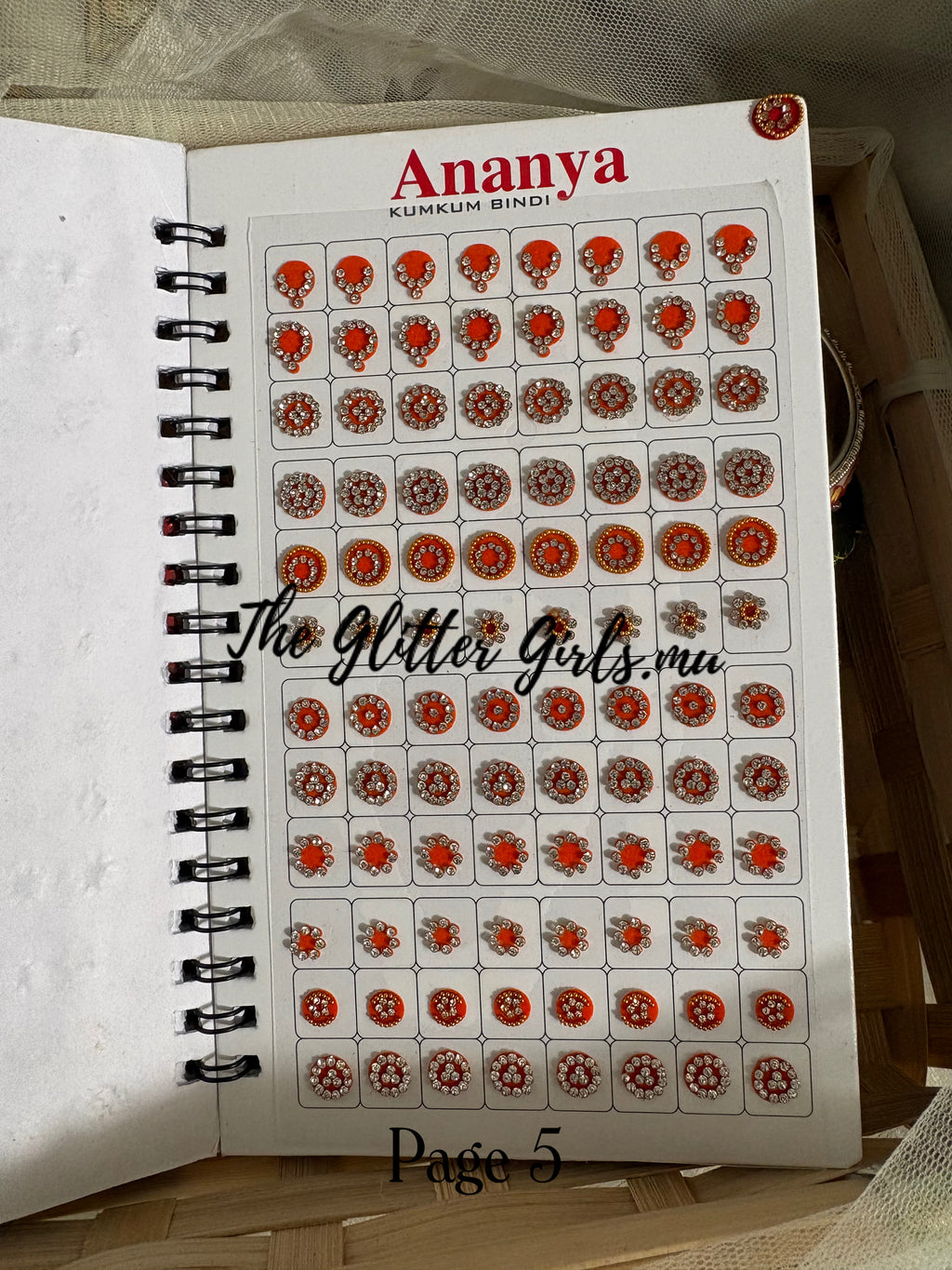 Annaya (with white stone)